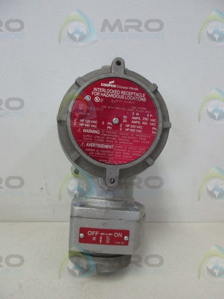 COOPER CROUSE FSQC233S1 EXPLOSION PROOF SLEEVE RECEPTACLE  NSMP
