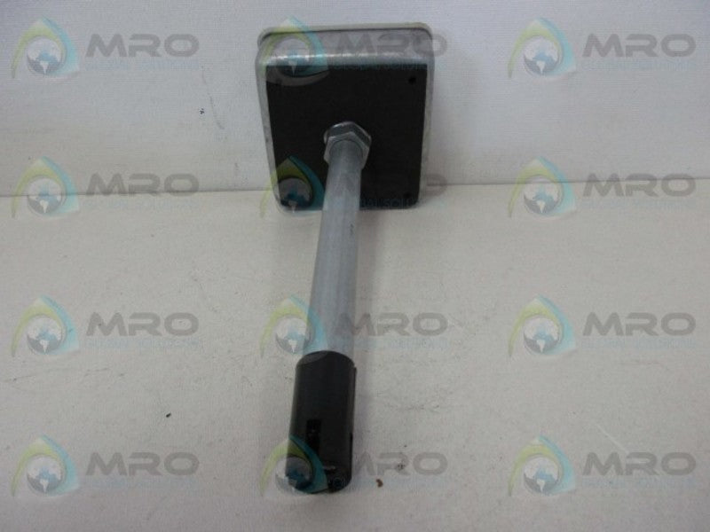 GENERAL EASTERN MODEL RH-3 CPC DUCT MOUNT HUMIDITY SENSOR  NSNP