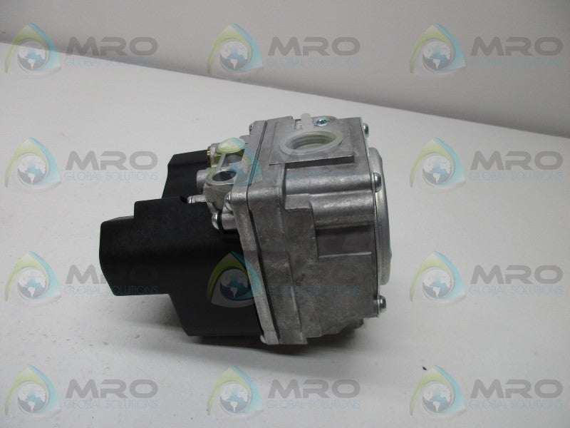 CARRIER EF-33CW271 GAS VALVE  NSMP