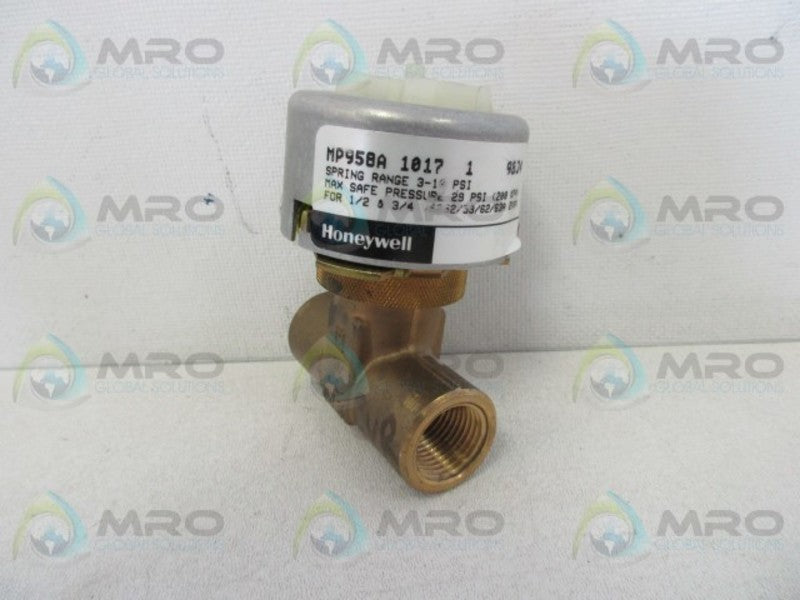 HONEYWELL MP958A1017 PNEUMATIC VALVE ACTUATOR  NSNP