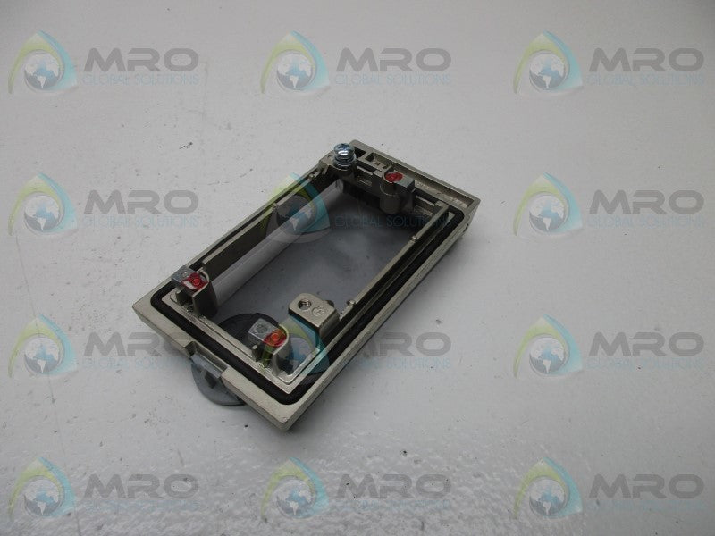 PHOENIX CONTACT VS-SI-EB-EMV-1 MOUNTING FRAME  NSMP