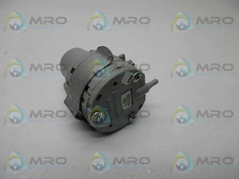 HONEYWELL RP670A1035 PNEUMATIC SWITCHING RELAY  UNMP