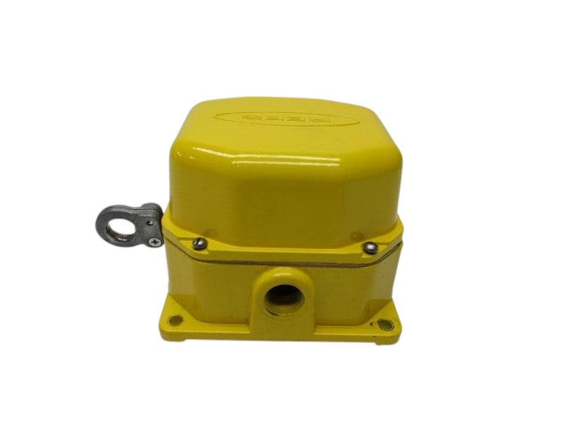 REES 04944-700 CABLE OPERATED SWITCH  UNMP
