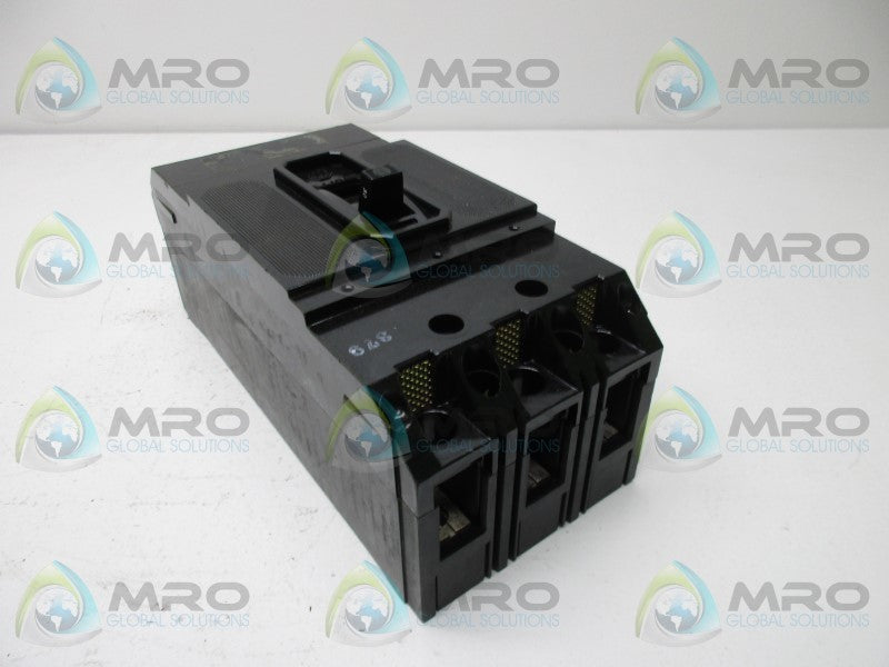 ITE ET4033 CIRCUIT BREAKER  NSNP