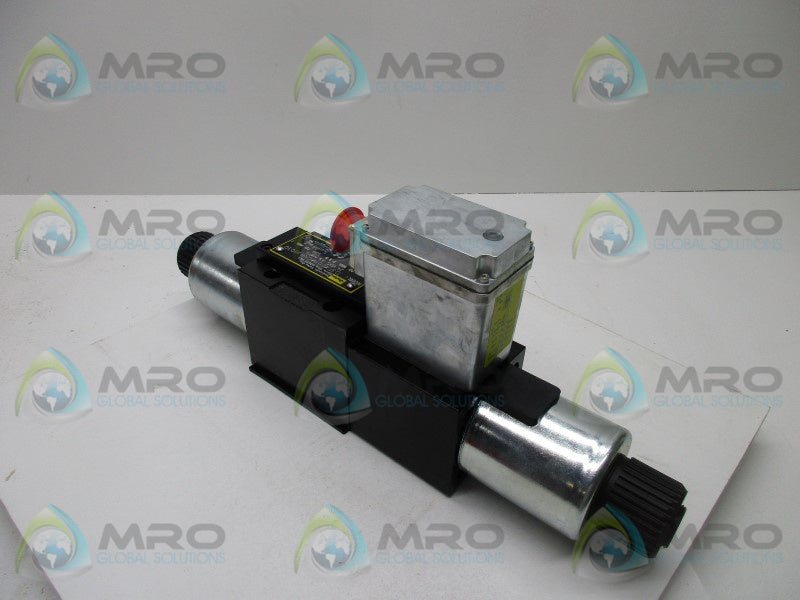 PARKER D3FXE01MCNBJ0030 HYDRAULIC VALVE  NSNP