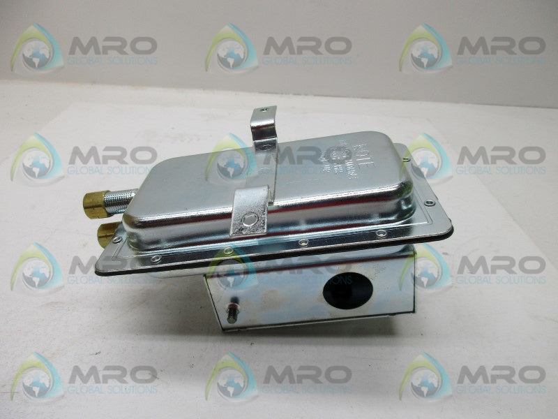 CLEVELAND CONTROLS AFS-460 PRESSURE SWITCH  NSMP