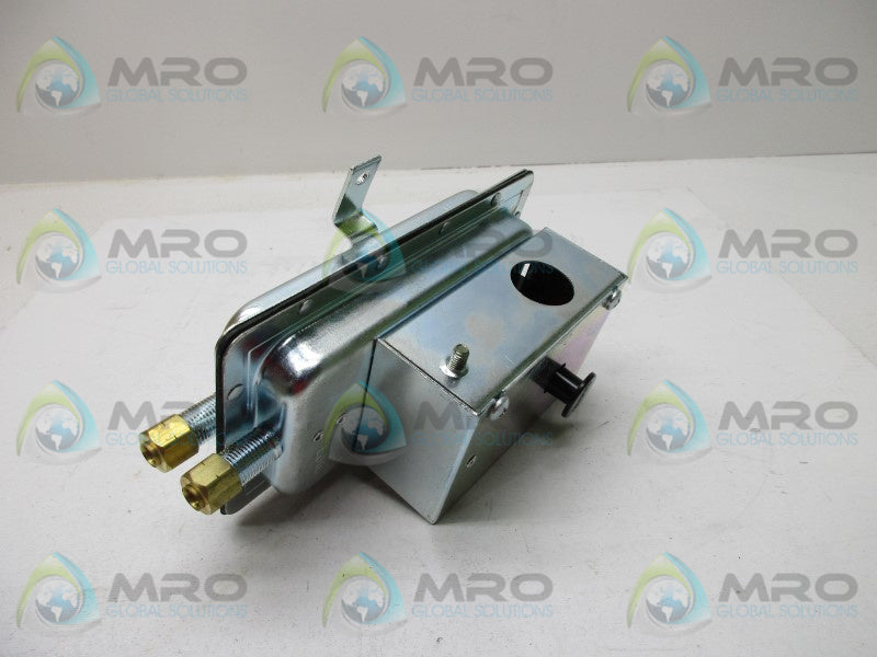 CLEVELAND CONTROLS AFS-460 PRESSURE SWITCH  NSMP