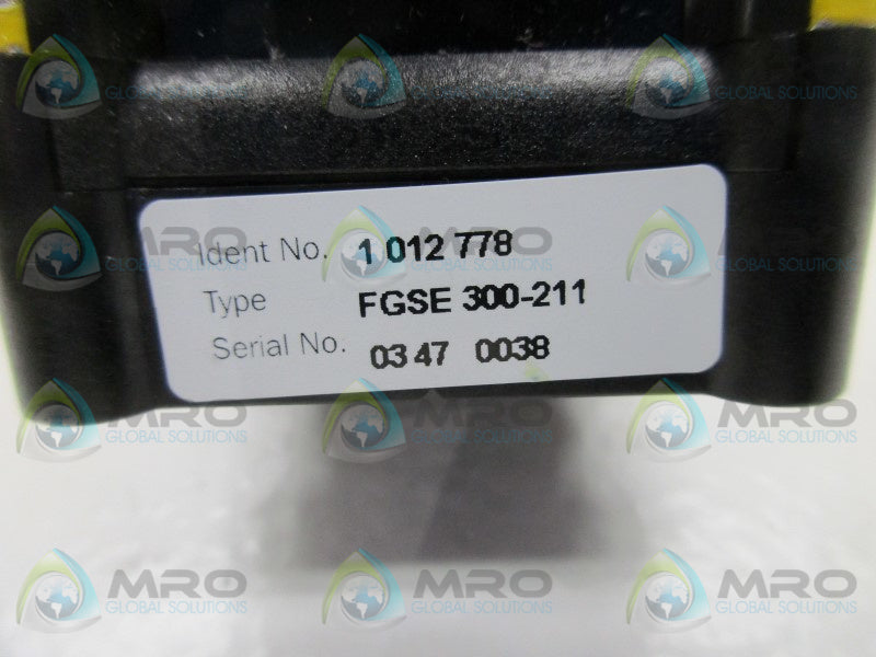 SICK FGSE-300-211 LIGHT CURTIAN SENDER 300MM  NSMP