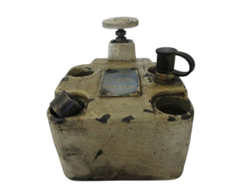 VICKERS CG-10-C-20 RELIEF VALVE/ FLOW CONTROL VALVE  UNMP
