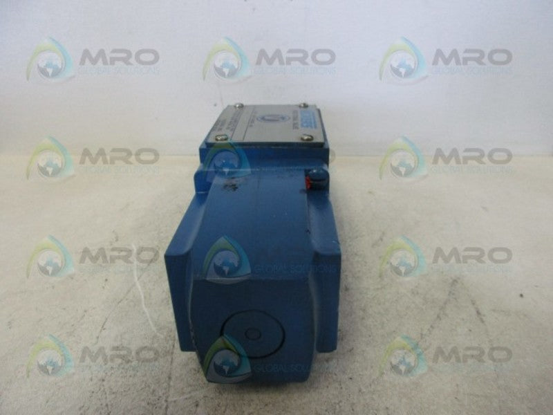 VICKERS DG4S4-0133C-WB-50 DIRECTIONAL VALVE  NSNP