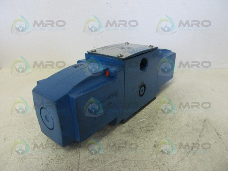 VICKERS DG4S4-0133C-WB-50 DIRECTIONAL VALVE  NSNP