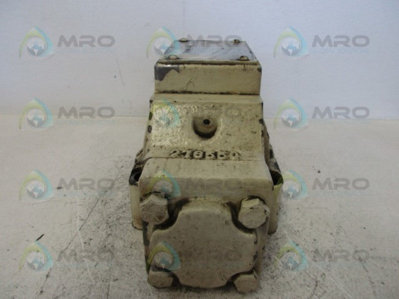 VICKERS DG3S4-068C-51 CONTROL VALVE W/ PILOT VALVE  UNMP