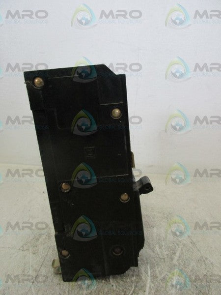SQUARE D Q1L370 3 POLE 240 VAC CIRUIT BREAKER UNMP
