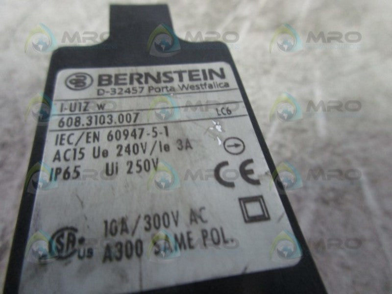 BERNSTEIN D-32457 LIMIT SWITCH  UNMP