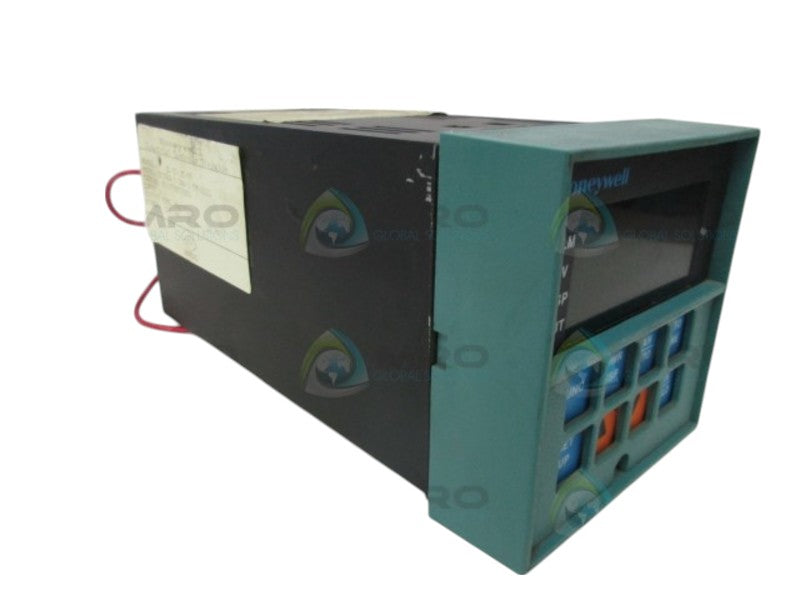 HONEYWELL DC3004-0-30A-1-FM-0111 TEMPERATURE CONTROLLER  UNMP