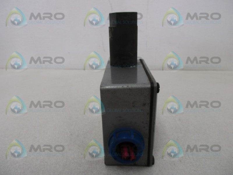 UNITED ELECTRIC J72229503 PRESSURE SWITCH  UNMP