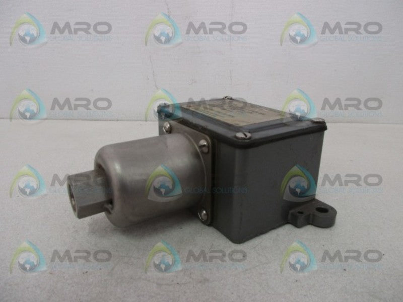 UNITED ELECTRIC J6 S156 PRESSURE CONTROL SWITCH  UNMP