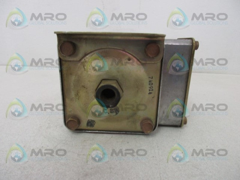 BARKSDALE D2TH18 TERMINAL BLOCK DIAPHRAGM PRESSURE SWITCH  UNMP