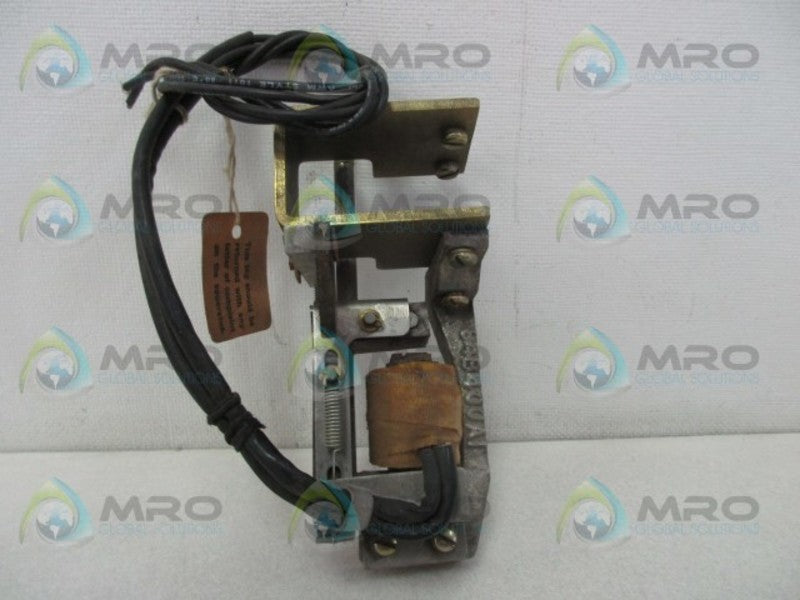 CUTLER HAMMER 5674D29G01 LEFT HAND UNDERVOLTAGE  UNMP