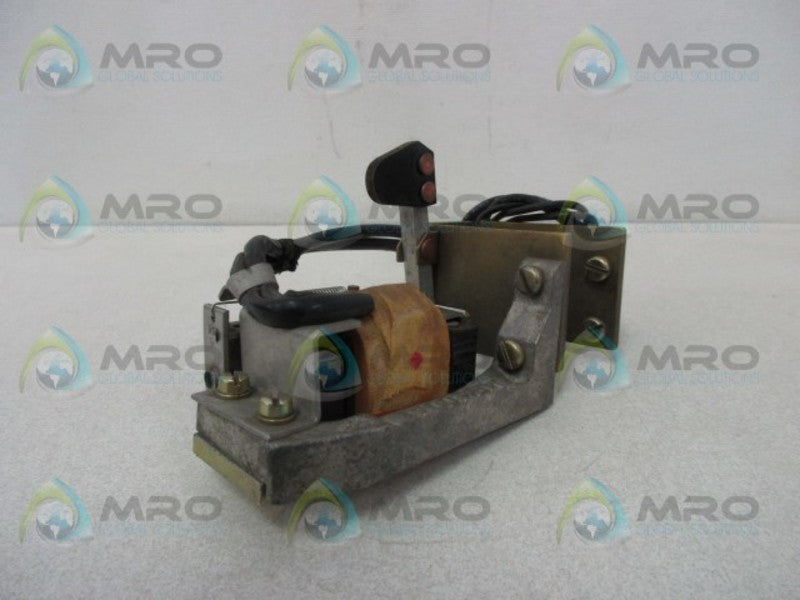 CUTLER HAMMER 5674D29G01 LEFT HAND UNDERVOLTAGE  UNMP