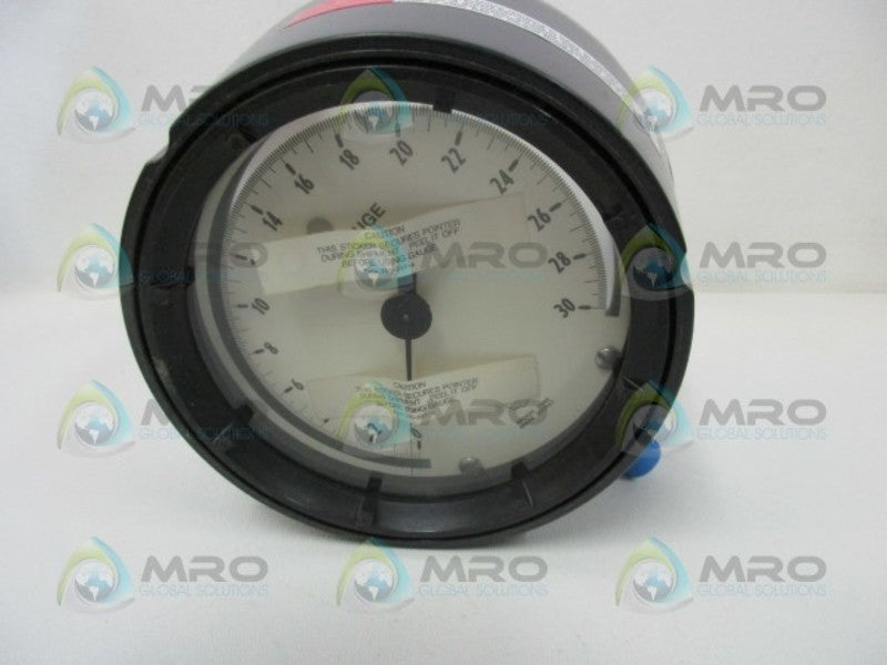 ASHCROFT 451082AS02L-30 PRESSURE GAUGE  NSMP
