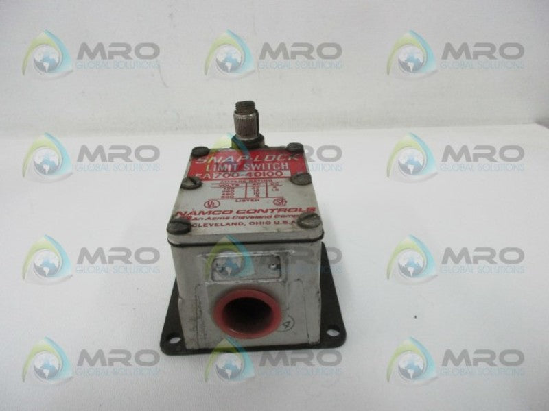 NAMCO EA700-40100 LIMIT SWITCH  UNMP