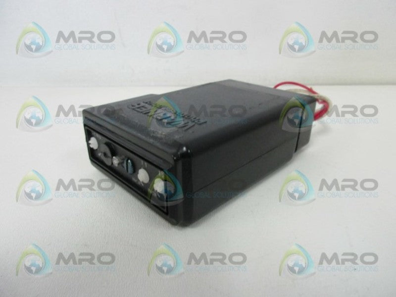WARNER MCS-501-01 PHOTOELECTRIC SENSOR  UNMP