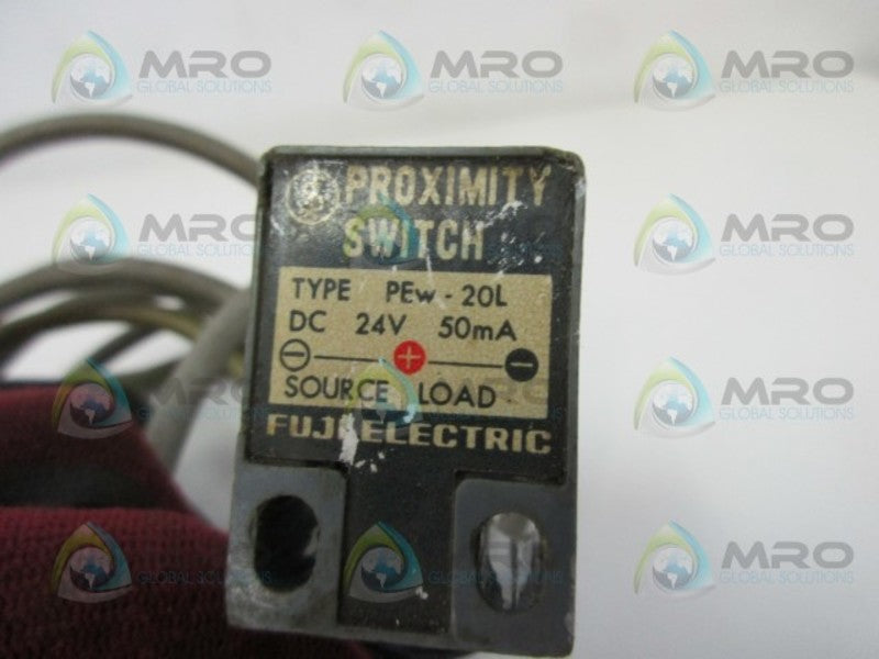 FUJI PEW-20L PROXIMITY SWITCH  UNMP