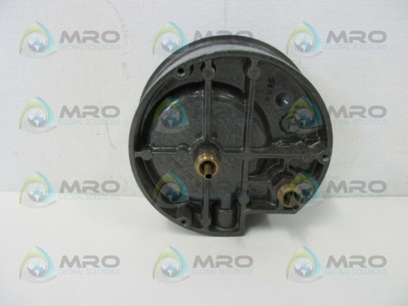 DWYER 2150 PRESSURE GAUGE  UNMP