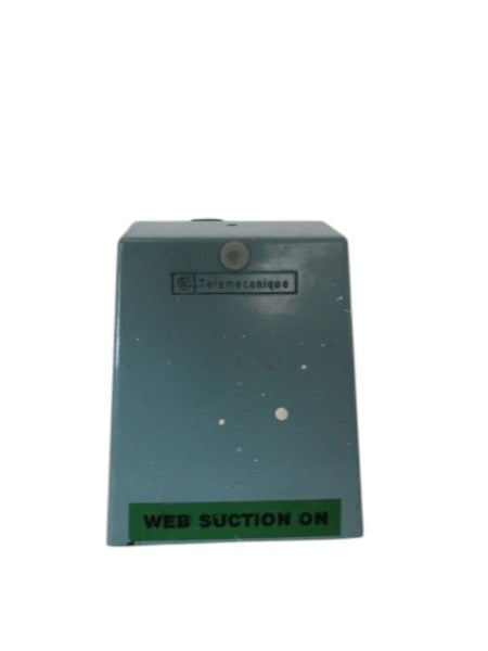 TELEMECANIQUE XPE-M510 FOOT SWITCH  UNMP