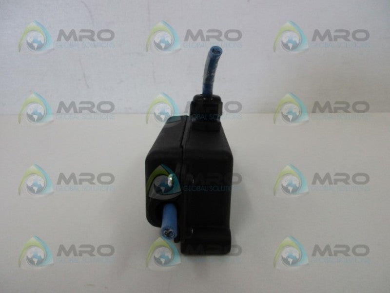 SIEMENS MODEL 500-5606 NETWORK TAP HOUSING  UNMP