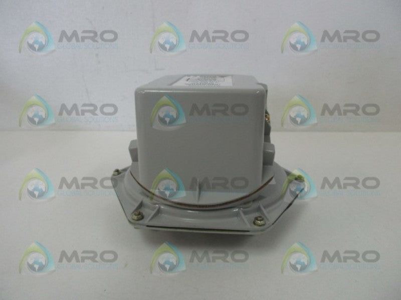 DELTA W3101CC202A PRESSURE SWITCH  NSNP