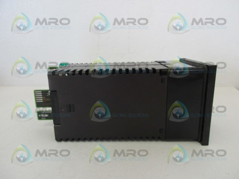 EUROTHERM 815S/4MA20/4MA20/NONE/DBD/NONE/NONE/NONE/S/ CONTROL  UNMP