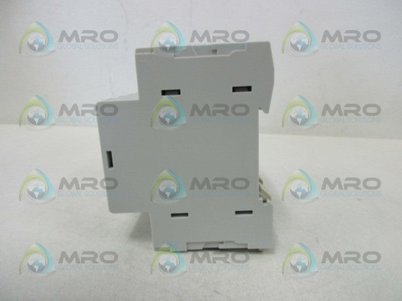 MERLIN GERIN MGTB1254 INCOMING DIRECT CONNECTION TERMINAL BLOCK  UNMP