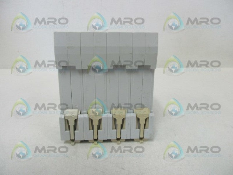 MERLIN GERIN MGTB1254 INCOMING DIRECT CONNECTION TERMINAL BLOCK  UNMP