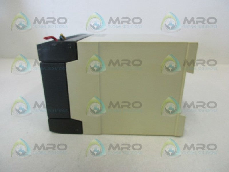 ENDRESS+HAUSER FMC423 LEVEL CONTROLLER  UNMP