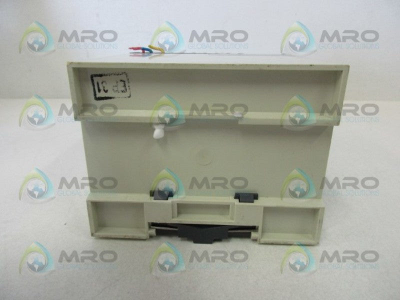 ENDRESS+HAUSER FMC423 LEVEL CONTROLLER  UNMP