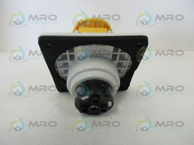 LEGRAND 57610 MOUNTING SOCKET  NSNP