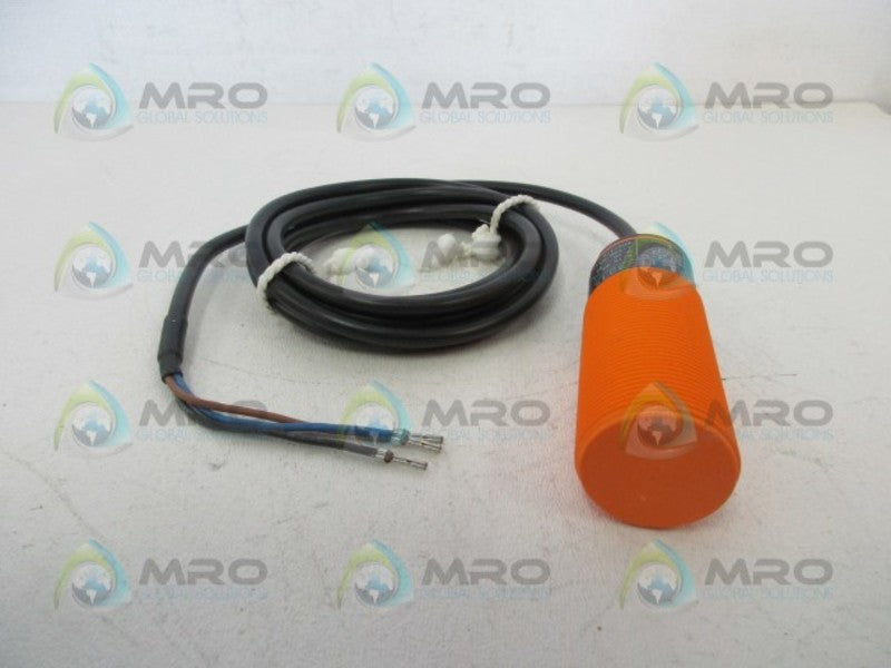 IFM EFECTOR II5308 INDUCTIVE PROXIMITY SENSOR  NSNP