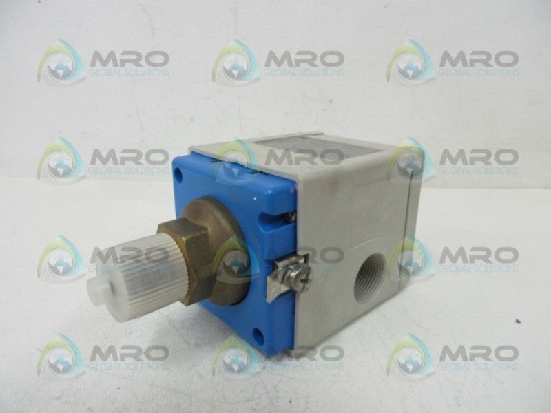ENDRESS+HAUSER PMC133-0R1F2A5A1Q PRESSURE TRANSDUCER  UNMP