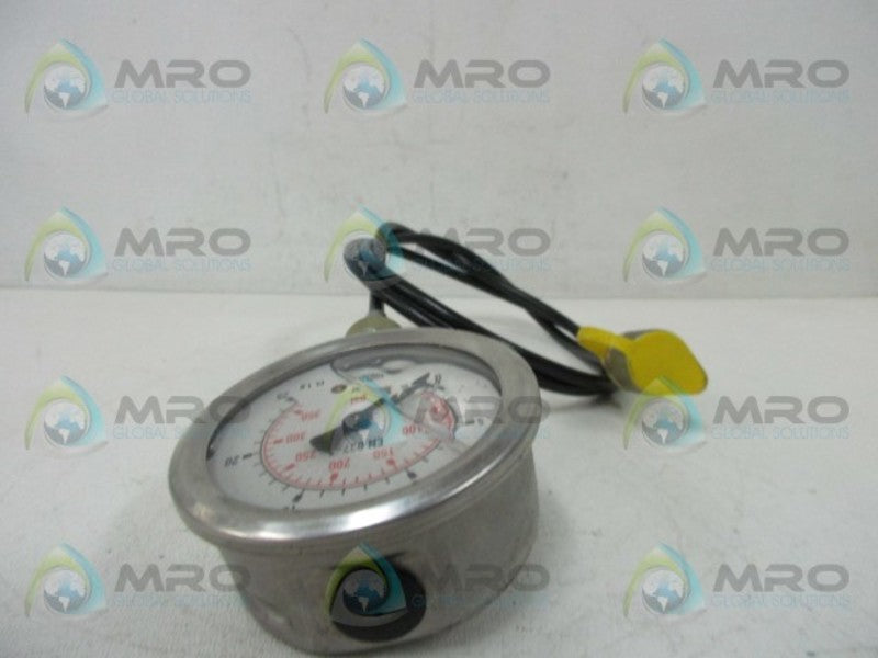 WIKA 233.12-2.25-25BAR-350PSI-1/2-CM PRESSURE GAUGE  UNMP