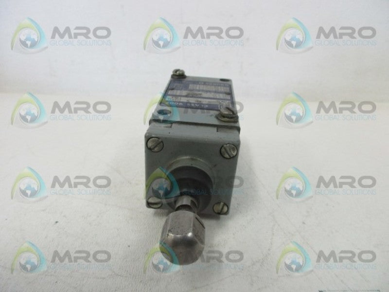 SQUARE D 9007-B54ED LIMIT SWITCH  UNMP