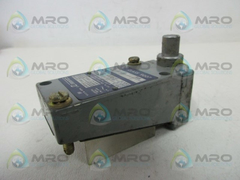 SQUARE D 9007-B054B2 LIMIT SWITCH  UNMP