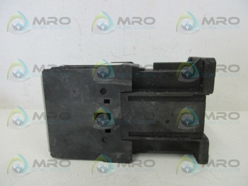 GENERAL ELECTRIC CL03D400M 120-125VDC CONTACTOR  UNMP