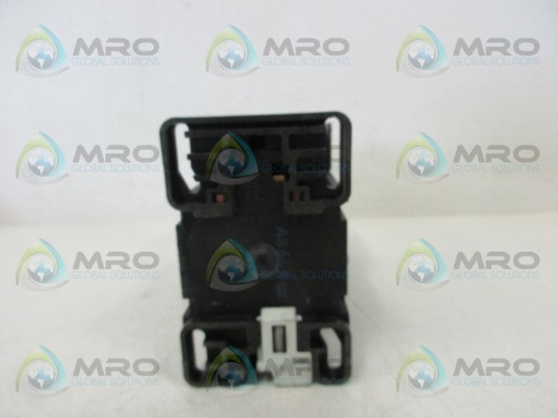 GENERAL ELECTRIC CL03D400M 120-125VDC CONTACTOR  UNMP