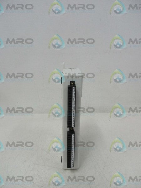 NATIONAL INSTRUMENT 194710D-04L DATA ACQUISITION DEVICE  NSMP