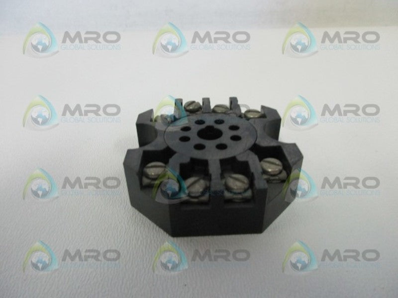 CUSTOM CONNECTORS RB08-PC RELAY SOCKET  UNMP