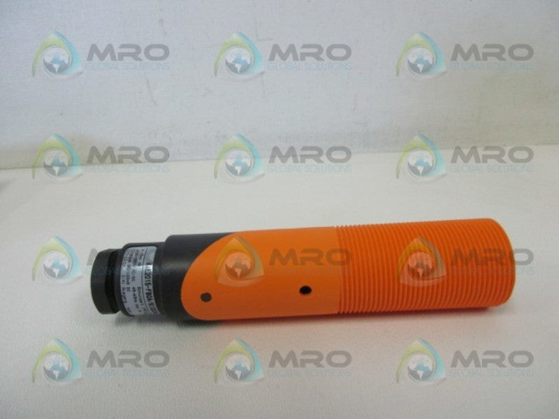 IFM EFECTOR KIE2015-FBOA CAPACITIVE SENSOR (AS PICTURED)  NSMP