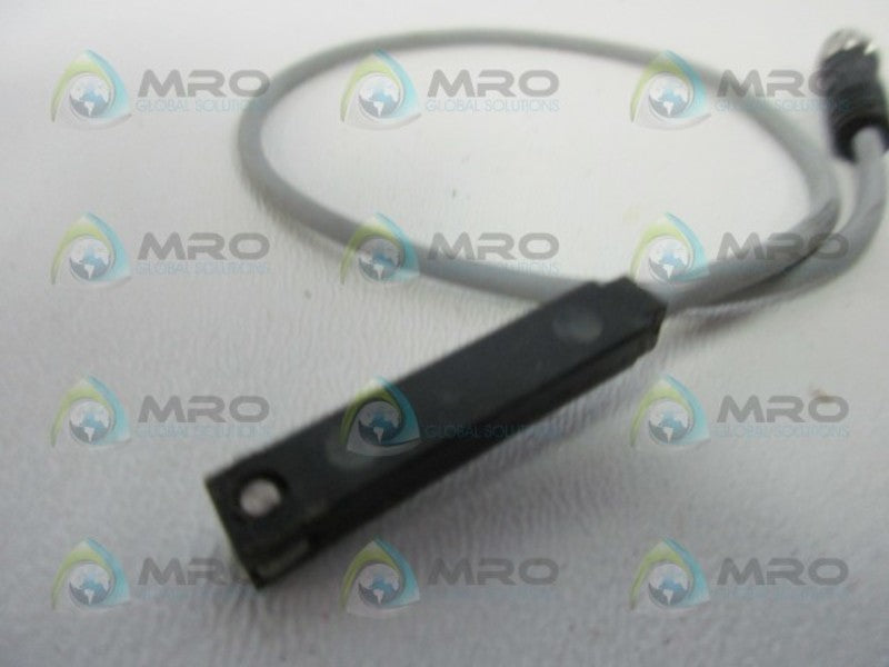 FESTO SMT-8-PS-S-LED-24-B 175484 PROXIMITY SWITCH  UNMP