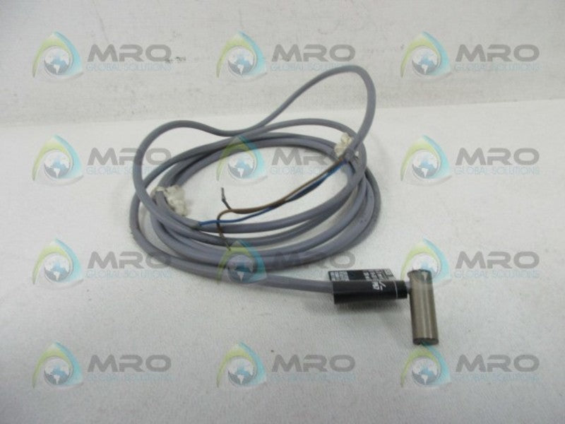 IFM EFECTOR IT5039 INDUCTIVE PROXIMITY SENSOR  UNMP